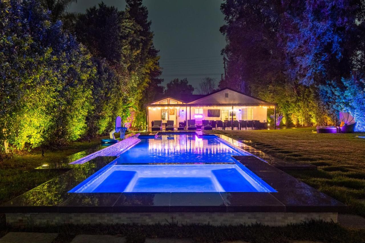 Woodland Hills Paradise Style Hébergement de vacances Los Angeles